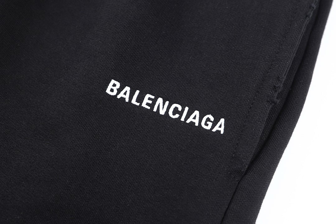 Balenciaga Logo Shorts 52078-51L - 6