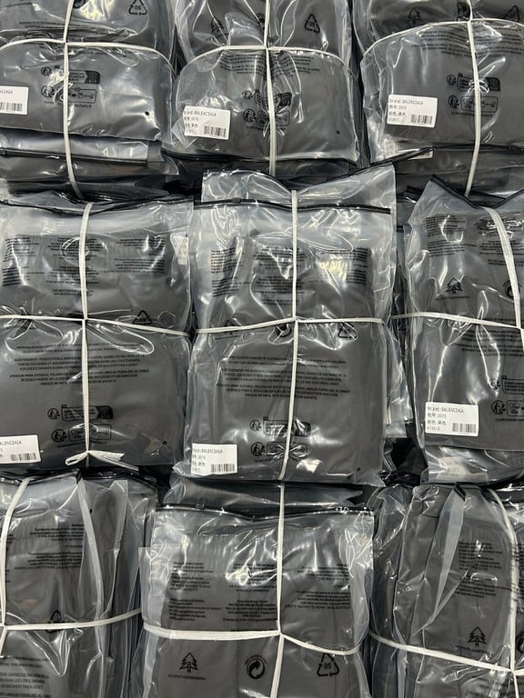 Balenciaga Unity Logo Shorts 52075-51L - 5