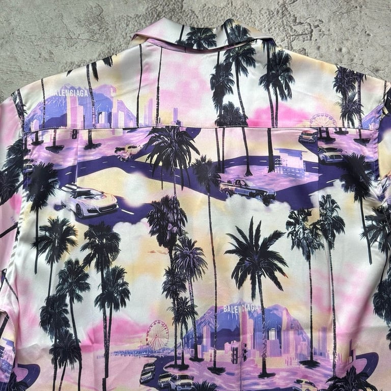 Balenciaga Graphic Print Shirt and Shorts Set - 15