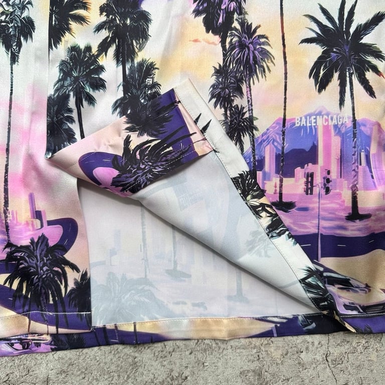 Balenciaga Graphic Print Shirt and Shorts Set - 16