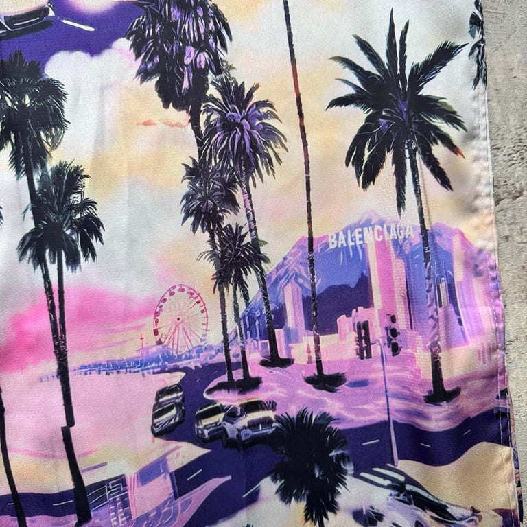 Balenciaga Graphic Print Shirt and Shorts Set - 17