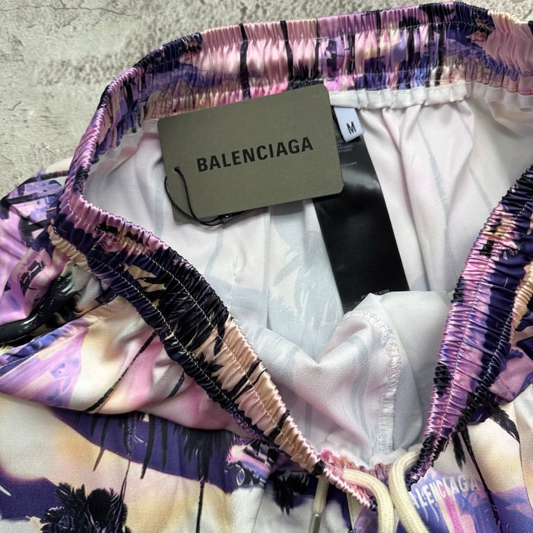 Balenciaga Graphic Print Shirt and Shorts Set - 7