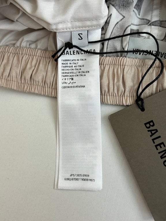 Balenciaga Tattoo Graphic Shorts Beige - 14