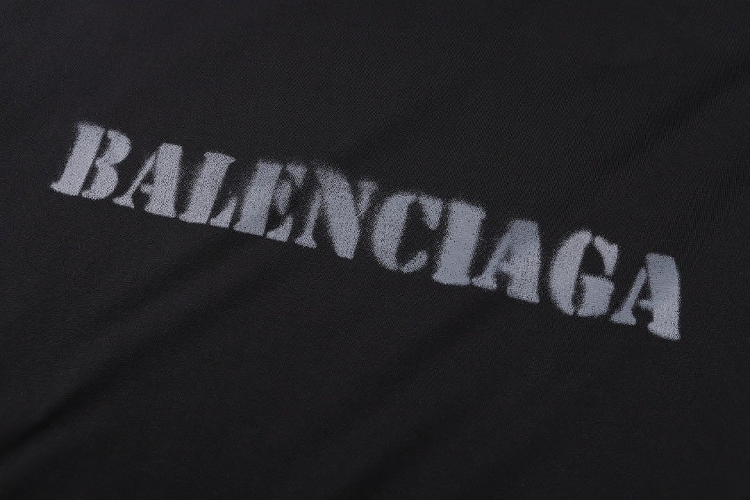 Balenciaga Spray Logo Distressed T-Shirt - 11