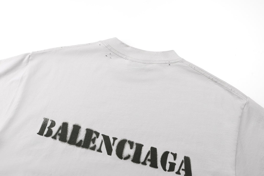 Balenciaga Spray Logo Distressed T-Shirt - 19