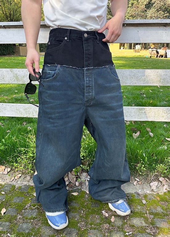 Balenciaga Double Waistband Wide-Leg Jeans - 12