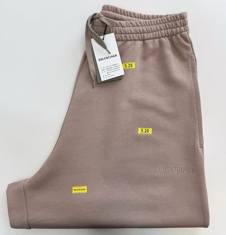 Balenciaga Logo Sweat Shorts 326097-5L - 16