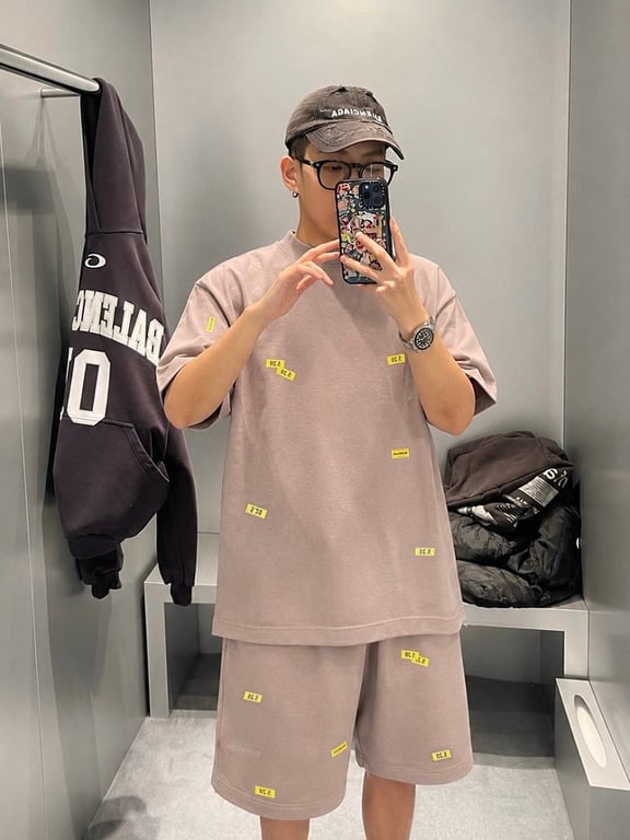 Balenciaga Logo Sweat Shorts 326097-5L - 4