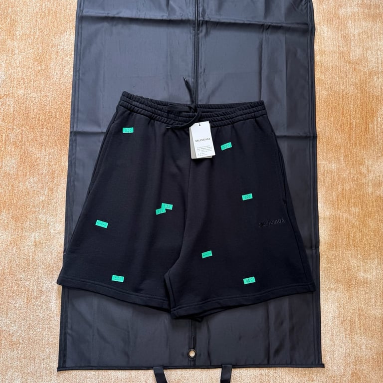 Balenciaga Logo Sweat Shorts 326097-5L - 6