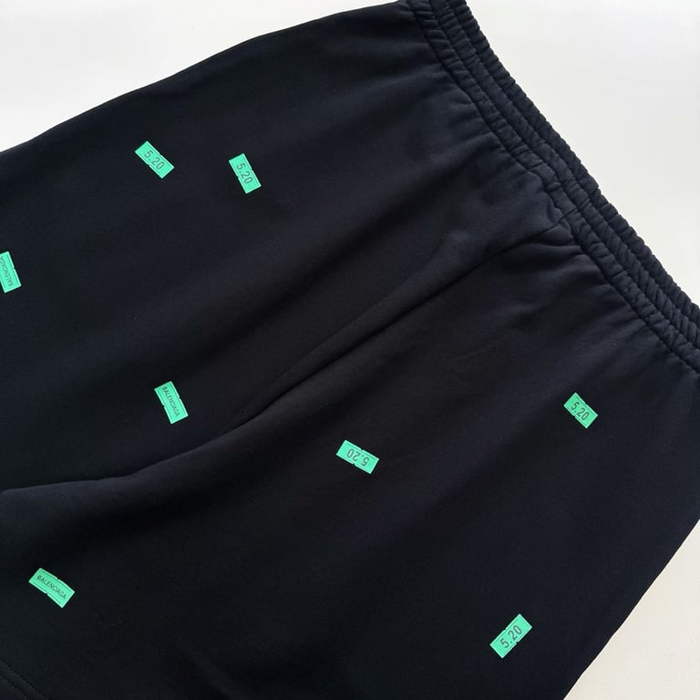 Balenciaga Logo Sweat Shorts 326097-5L - 10