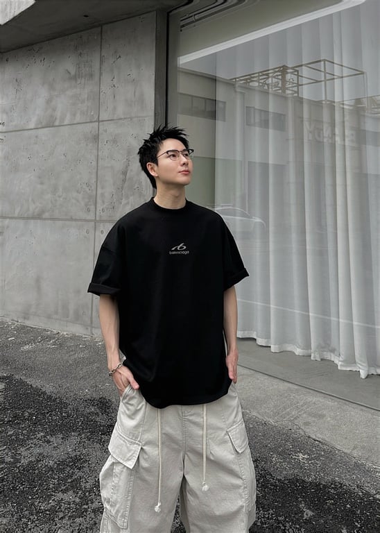 Balenciaga 326105-5L Sporty Logo T-Shirt Black - 4