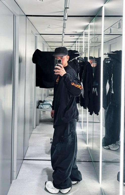 Balenciaga Flame Graphic Long Sleeve Black - 13