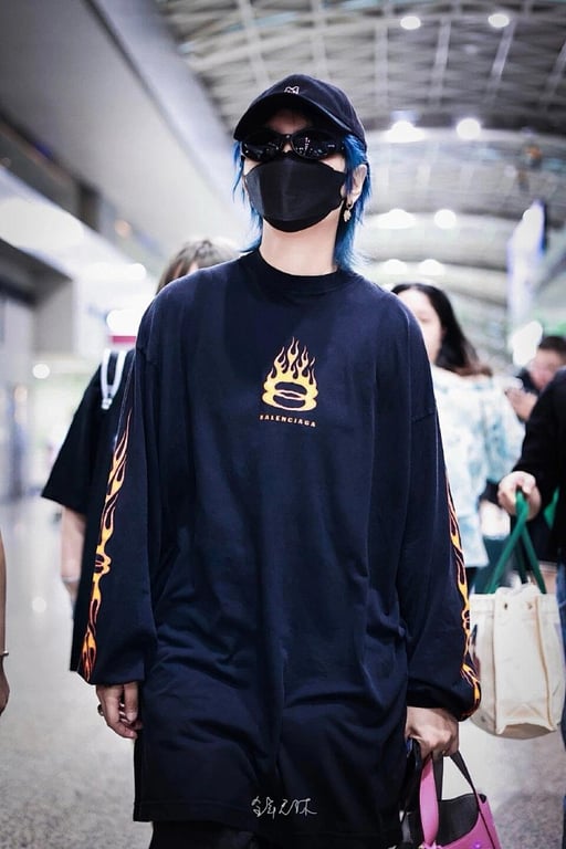 Balenciaga Flame Graphic Long Sleeve Black - 16