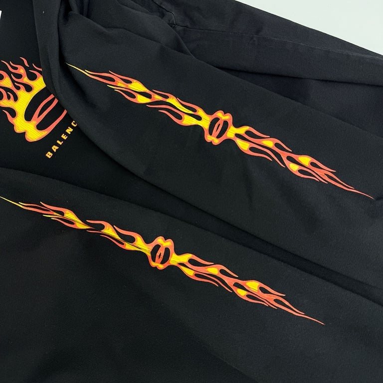 Balenciaga Flame Graphic Long Sleeve Black - 5