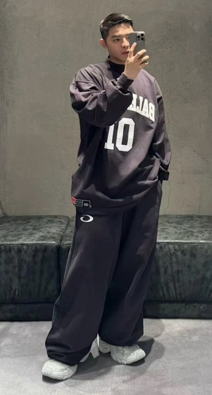 Balenciaga 01 Jersey Long Sleeve Black - 3