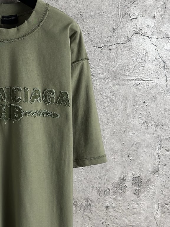 Balenciaga Distressed Logo Tee Olive - 4