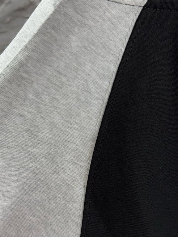 Balenciaga Raglan Logo T-Shirt Black/Grey - 9