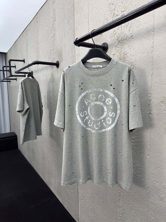 Acne Studios Distressed Logo T-Shirt 625184-60L - 11
