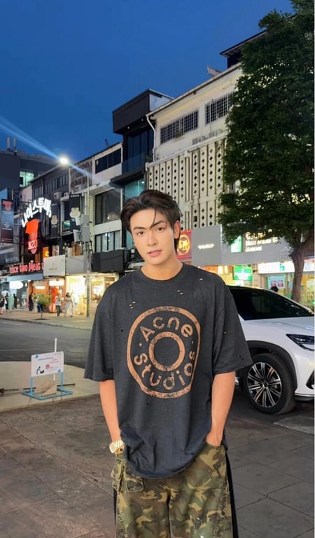 Acne Studios Distressed Logo T-Shirt 625184-60L - 3