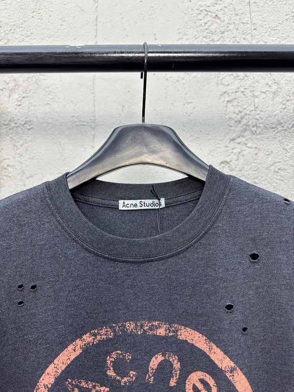 Acne Studios Distressed Logo T-Shirt 625184-60L - 6