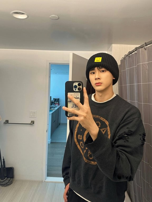 Acne Studios Distressed Logo Sweatshirt - 2