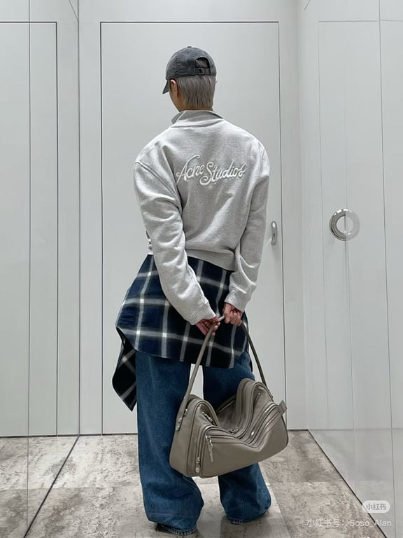 Acne Studios Script Logo Half-Zip Sweatshirt - 4