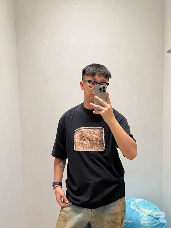Acne Studios Floragatan 13 Patch Graphic Tee - 4