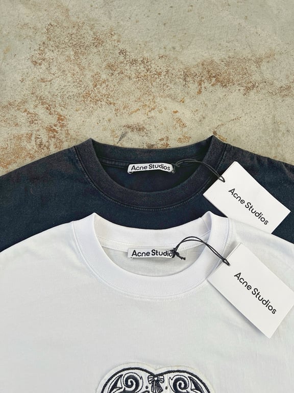 Acne Studios Heart Patch T-Shirt 63069-93L - 10