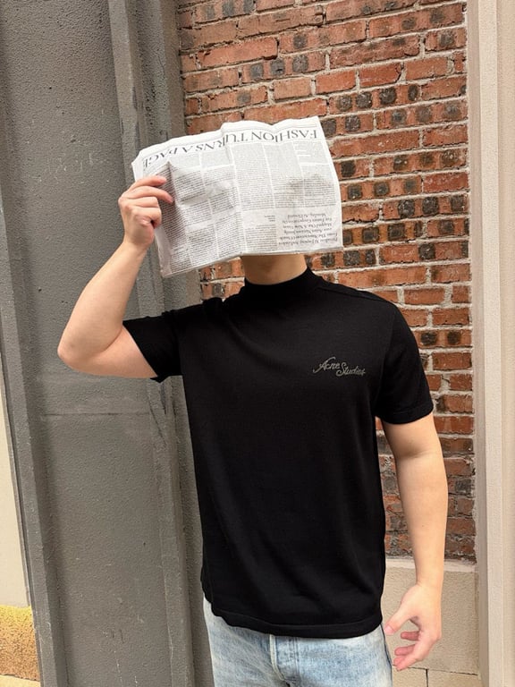 Acne Studios Script Logo Knit T-Shirt Black 526085−51L - 2