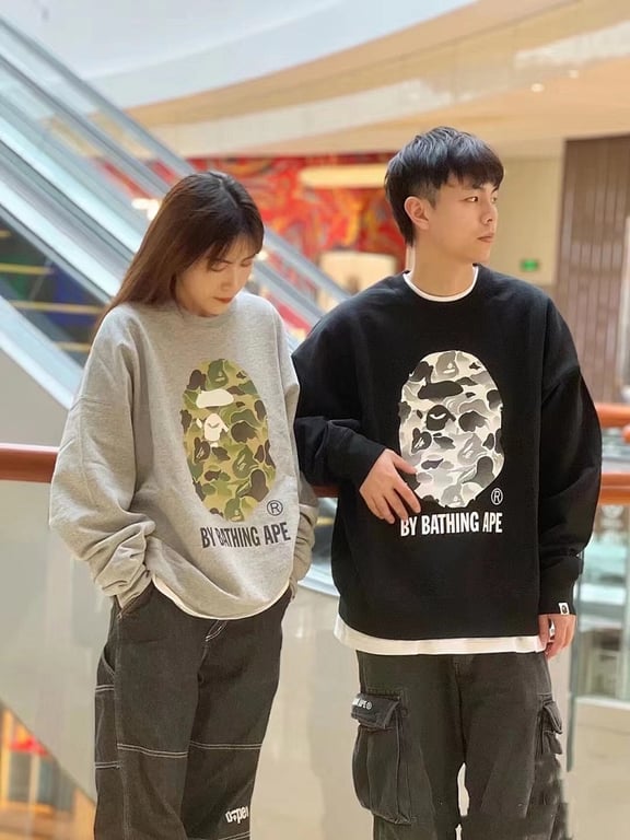 BAPE Ape Head Graphic Sweatshirt - 21