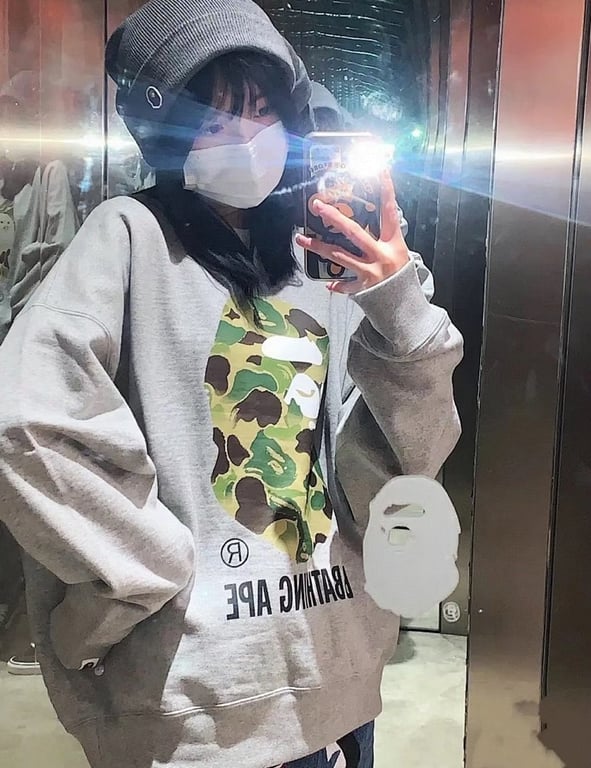 BAPE Ape Head Graphic Sweatshirt - 10