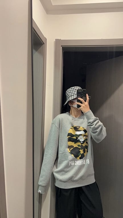 BAPE By Bathing Ape Camo Head Sweatshirt - 21