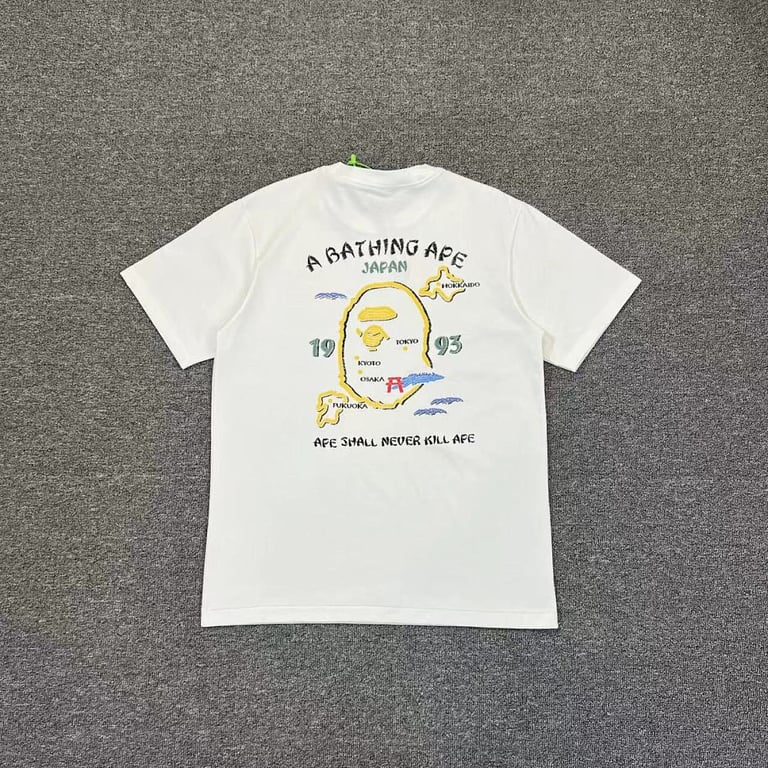 BAPE Japan Map Graphic Tee - 3