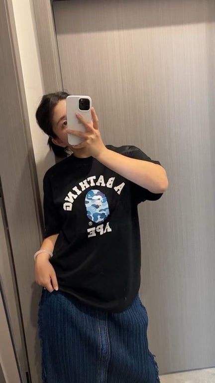 BAPE College Logo Camo Tee - 28