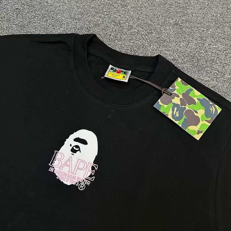 BAPE Small Ape Head Graphic Tee - 6