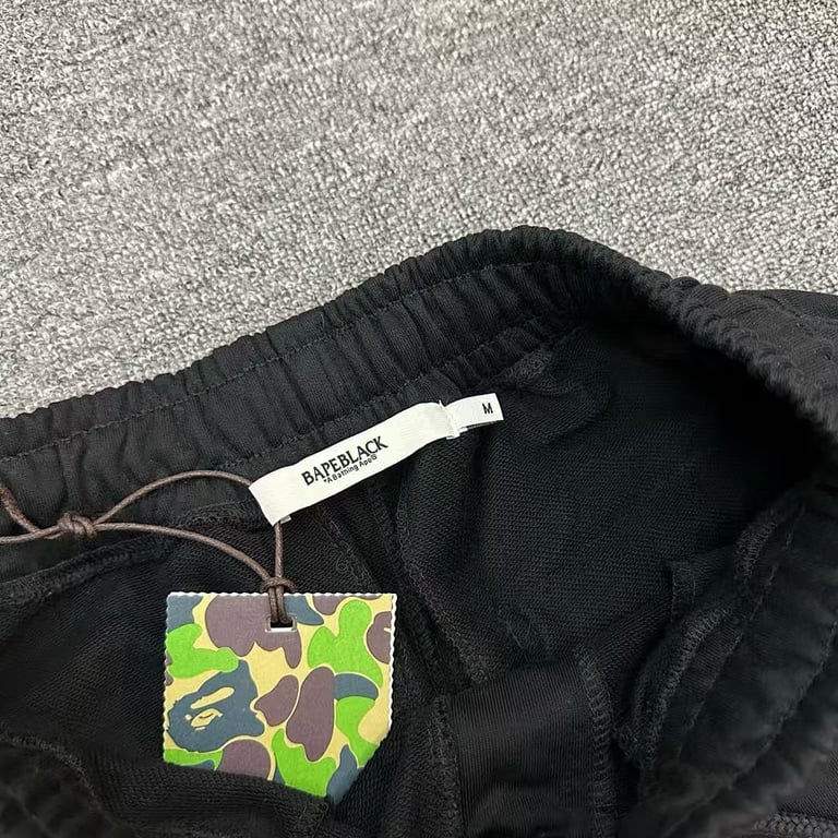 BAPE Solid Color Embroidered Shorts - 28