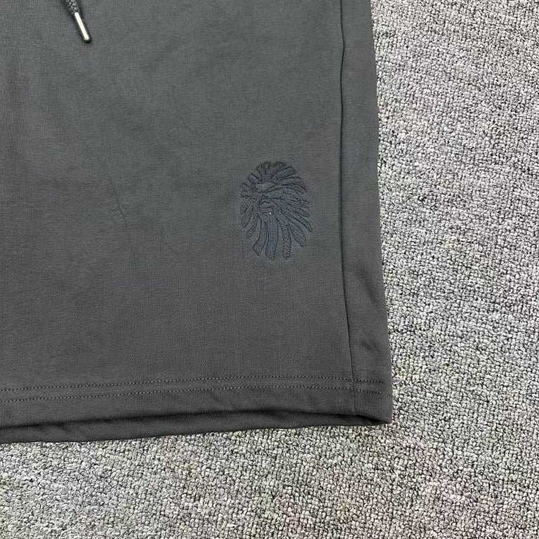 BAPE Solid Color Embroidered Shorts - 8