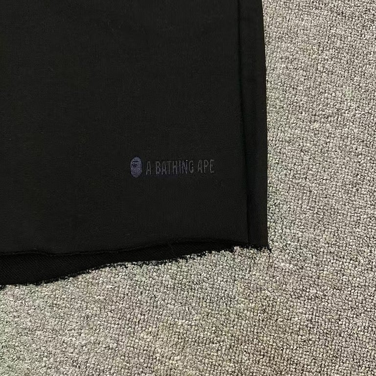 BAPE Logo Raw Hem Sweat Shorts - 11