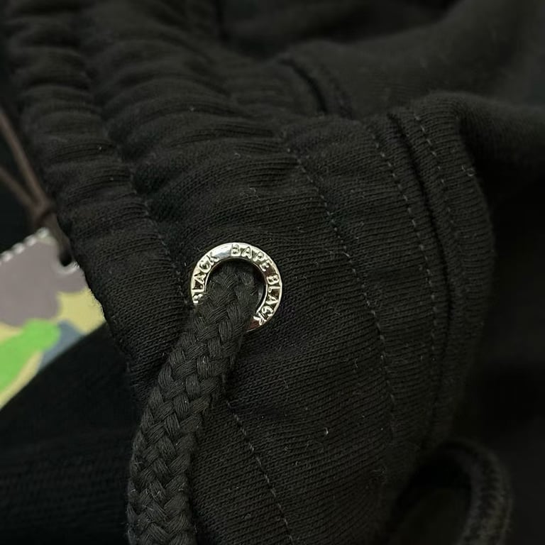 BAPE Logo Raw Hem Sweat Shorts - 9