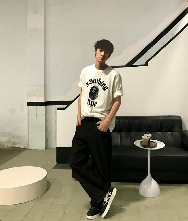 BAPE A Bathing Ape Graphic Tee - 14