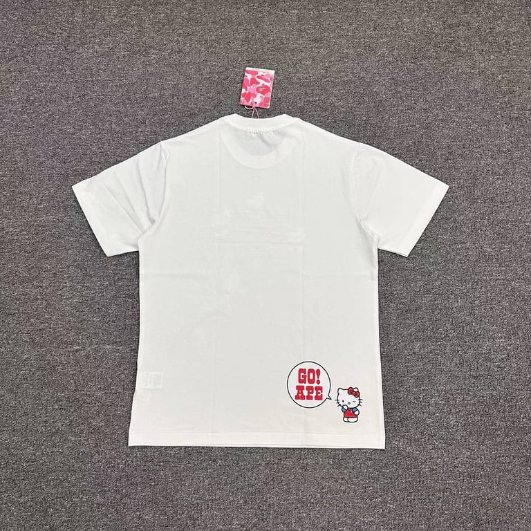 BAPE x Hello Kitty Graphic Tee - 3