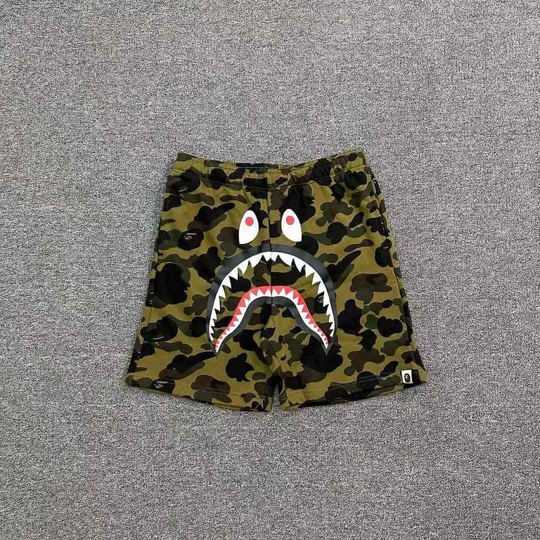 BAPE Shark Camo Shorts - 6