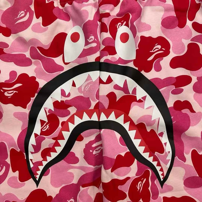 BAPE Shark Camo Shorts - 4