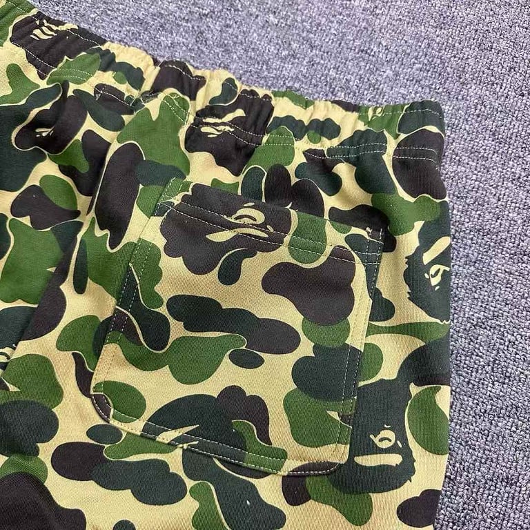 BAPE Shark Camo Shorts - 9