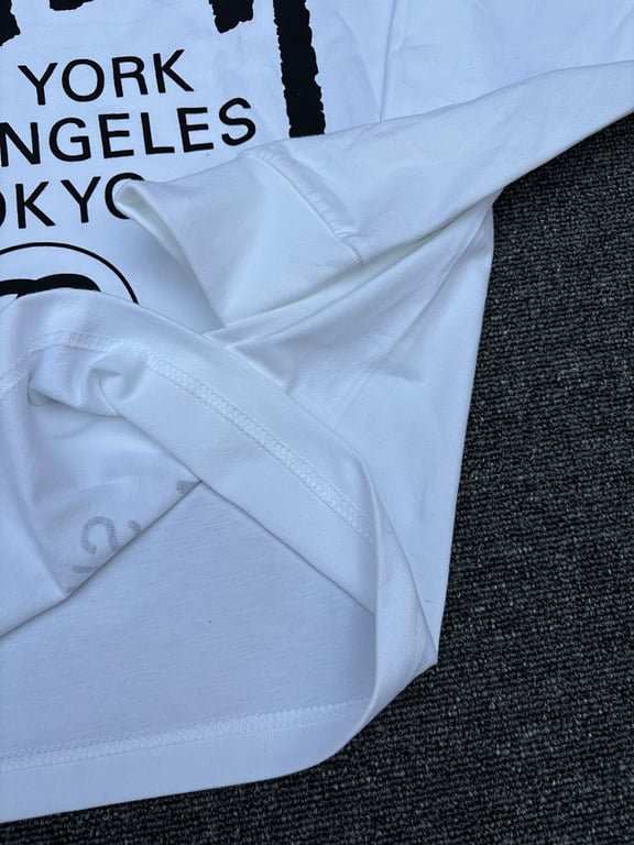 Stüssy World Tour Long-Sleeve Top - 7