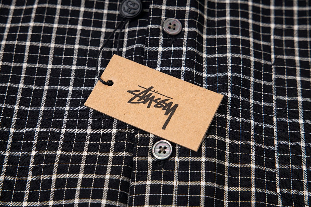 Stüssy Long Sleeve Shirt - 25