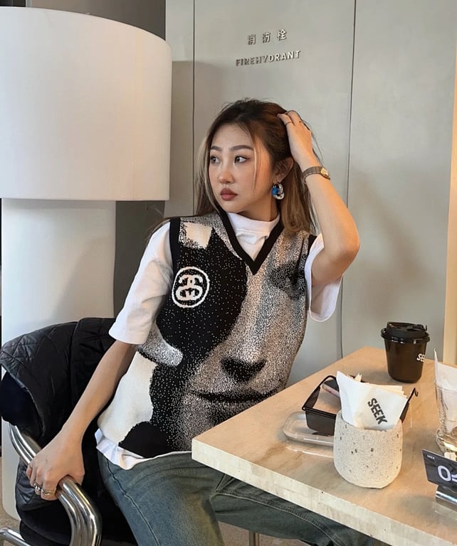 Stüssy Artist Seasonal Facial Knit Vest - 11