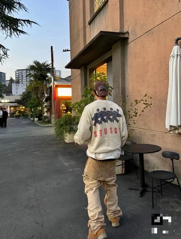 Stüssy Classic Surfing Little Man Crewneck Sweater - 22