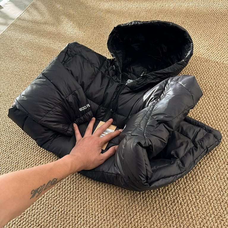 Stüssy x Mountain Hardwear Hooded Down Jacket Black - 16