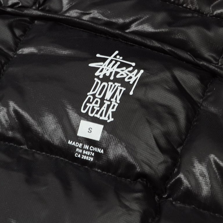 Stüssy x Mountain Hardwear Hooded Down Jacket Black - 26